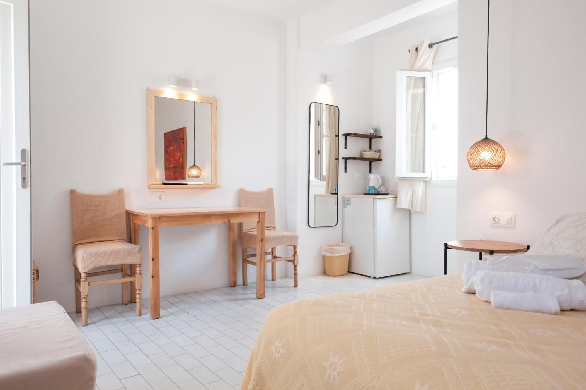 Angela'S Rooms Mykonos Town Экстерьер фото